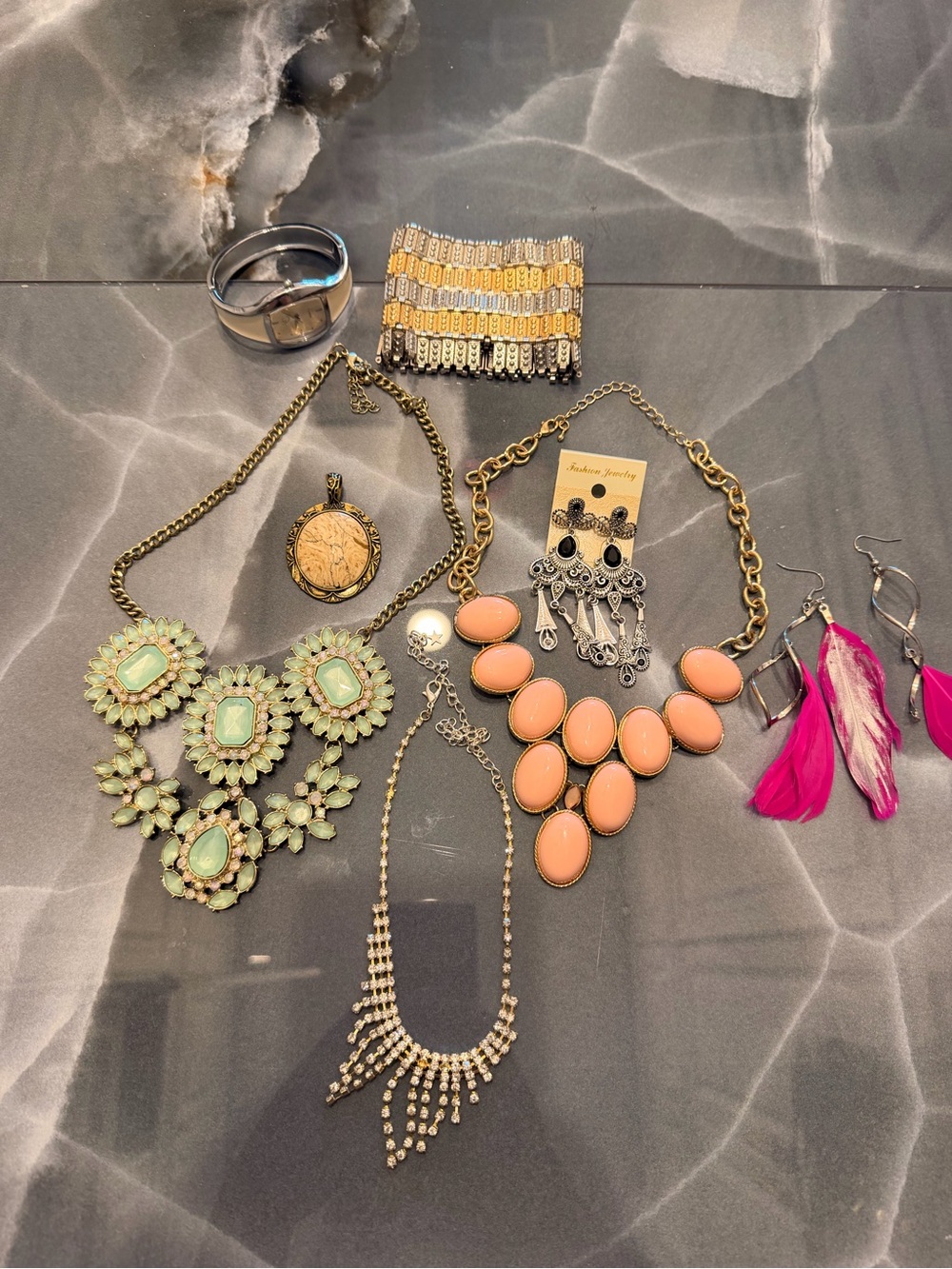 Mixed Women’s Fashion Jewelry Lot